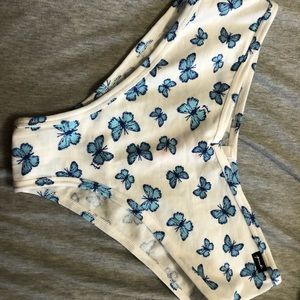 PINK White panties w/ blue butterflies 🦋